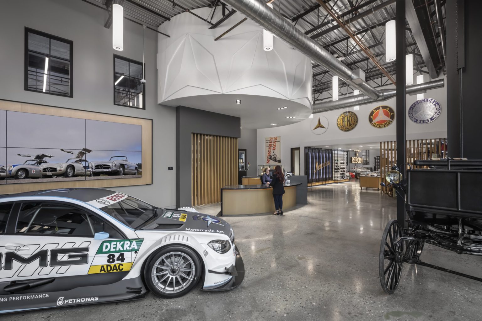 Mercedes-Benz Classic Center, Long Beach, CA - 61,500 SF — Hendy