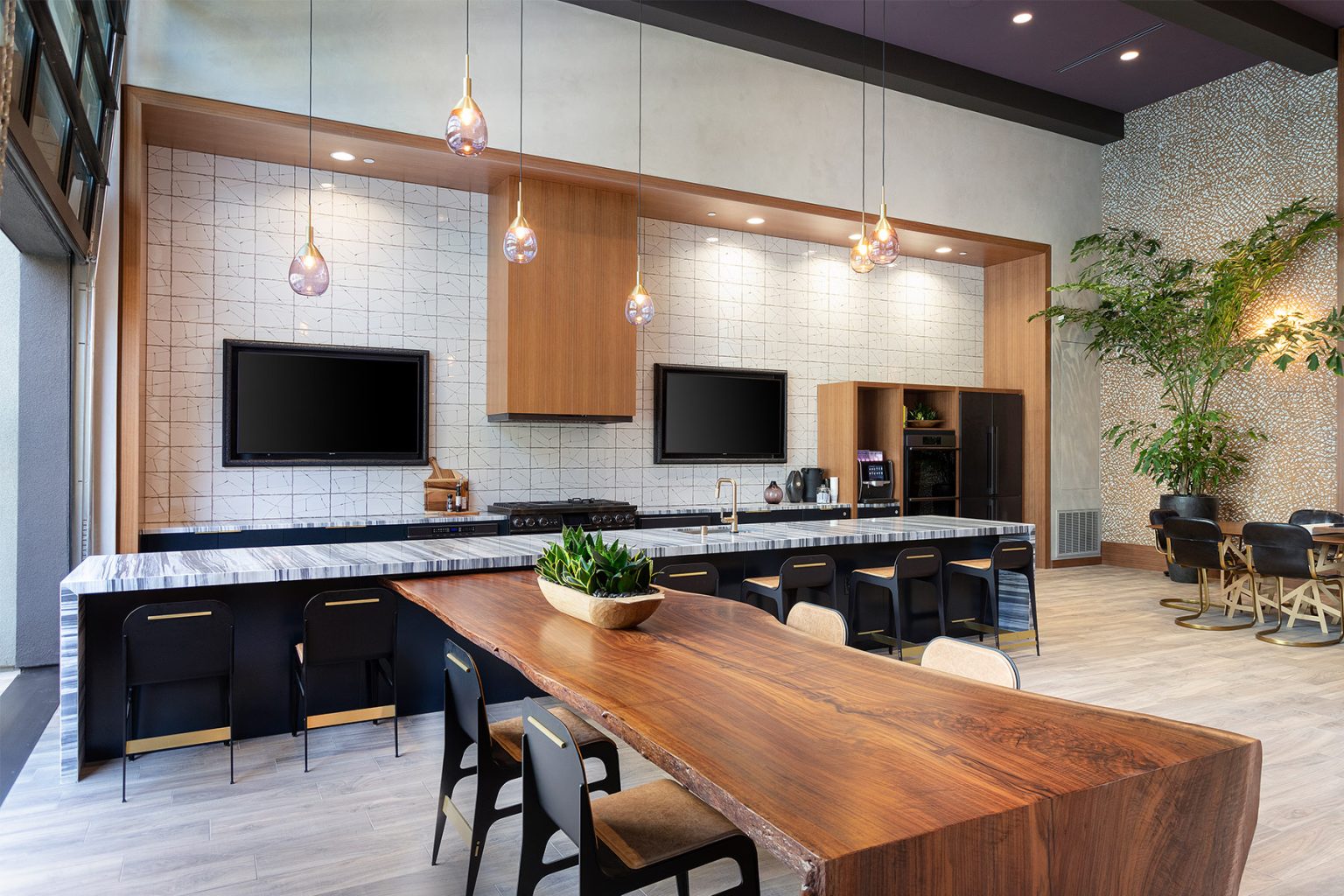 Broadstone Coronado, Coronado, CA — Hendy