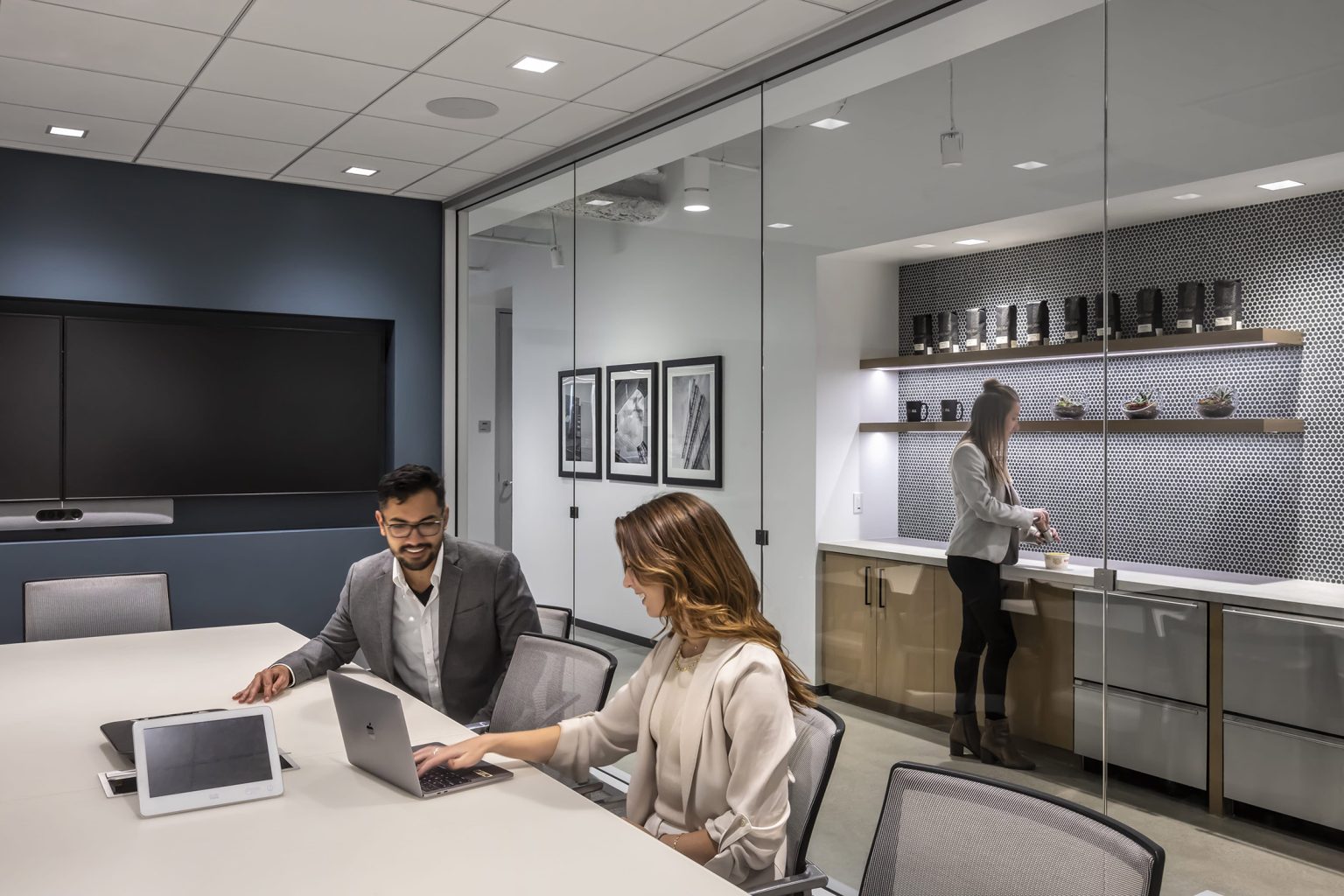 JLL, Irvine, CA — Hendy