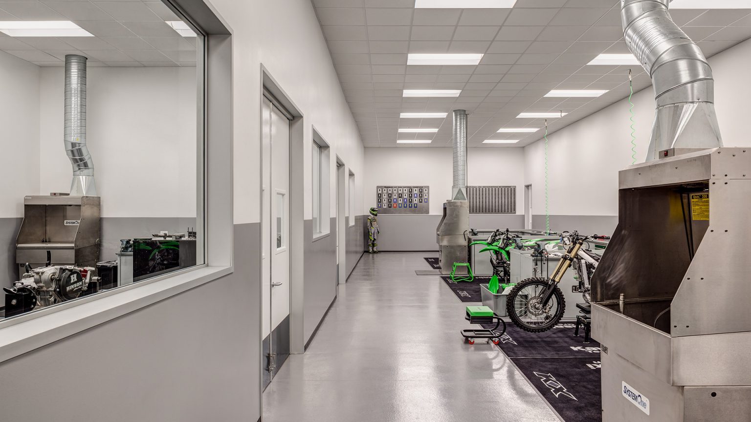Kawasaki, Foothill Ranch, CA — Hendy