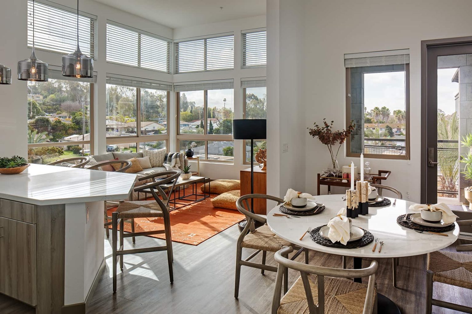 Persea, Vista, CA — Hendy