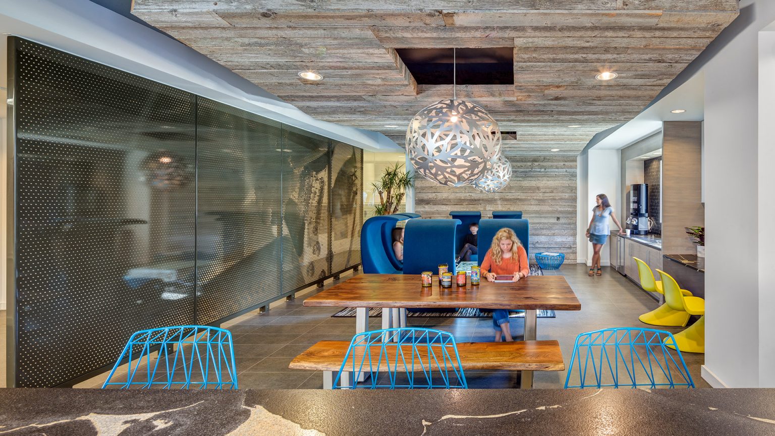 The Hesby, North Hollywood, CA — Hendy