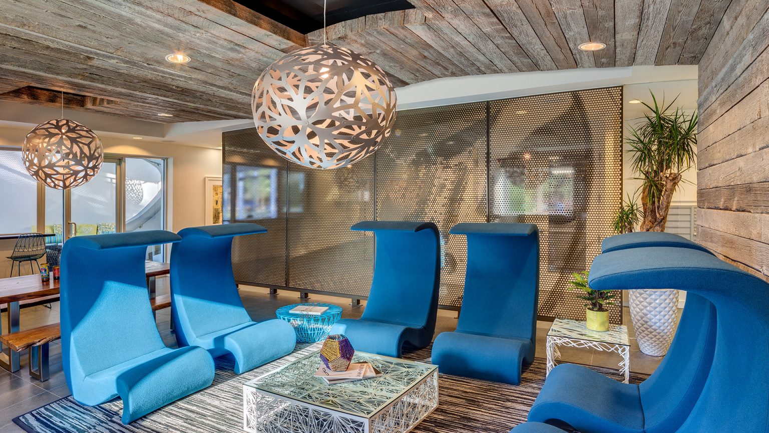The Hesby, North Hollywood, CA — Hendy